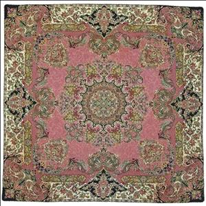 رومیزی مربع ترمه نفیس ابریشم کد TRM۲۹۸ رنگ گلبهی صورتی آستر کرم لبه مغزی دوزی