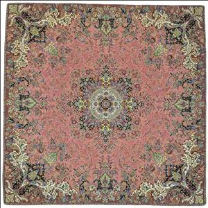 رومیزی مربع ترمه نفیس ابریشم کد TRM۳۰۰ رنگ گلبهی صورتی آستر کرم لبه مغزی دوزی