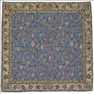 رومیزی مربع ترمه نفیس ابریشم کد TRM۳۰۲ رنگ آبی آستر آبی لبه مغزی دوزی