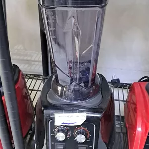 بلندر صنعتی کامیکس commix مدل IQ TM800 | ۳۰۰۰ وات، ۲.۵ لیتر، دارای تایمر دیجیتال هوشمند