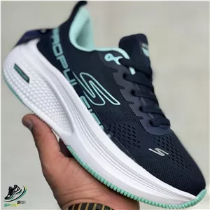 کتونی زنانه اسکیچرز مکس کوشن ترمینوس