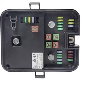 جعبه فیوز داخل موتور FNسمند، دنا