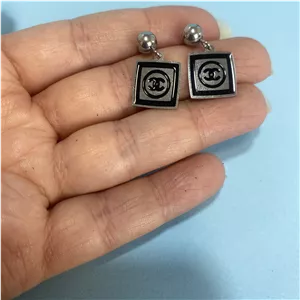 گوشواره طرح شنل