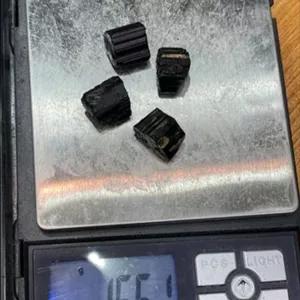 راف 4 عددی تورمالین سیاه