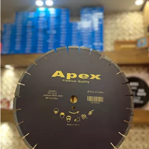 آسفالت بر ۴۰۰ اپکس