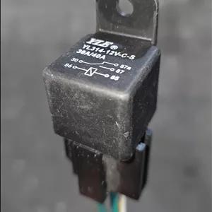 رله ۱۲ ولت YL314-12-cs با پایه