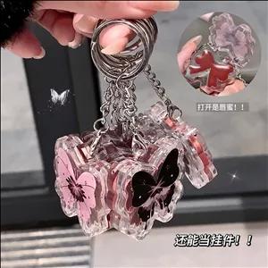 لیپ گلاس پروانه ای