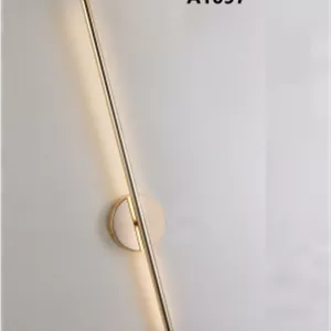 چراغ دیوارکوب خطی و بک لایت مناسب تی وی وال و قاب پذیرایی 80 سانت با آبکاری طلایی مات کد 1097