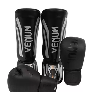 ست رزمی VENUM مشکی– حرفه‌ای و قدرتمند 🐍