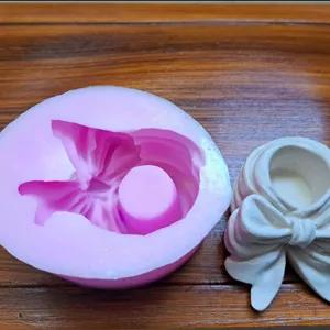 قالب سیلیکونی و بیس خام جا شمعی پاپیونی