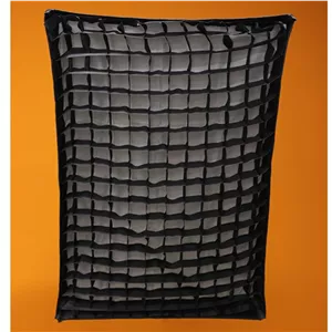 سافت باکس خارجی سایز 60 در 90 گرید دار (مانت بوئنزی) قابل استفاده برای ویدیو لایت ، فلاش ، پروژکتور های مختلف...