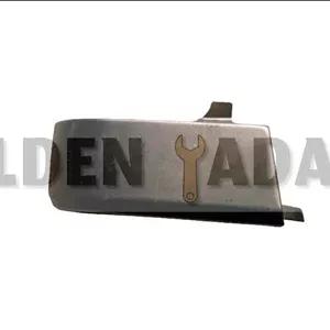 ابرویی زیر چراغ عقب راست پراید 141