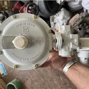 رگولاتور گاز شهری عمده همکاری رگلاتور گاز شهری فشارشکن گاز خانگی مدل ۶ متری ۶ متر مکعبی ۶۰به ۱/۴ پوند مخصوص سر علمک اکبند – مناسب آپارتمان و ویلا قیمت ۱۴۰۵/۰۲/۱۶ 