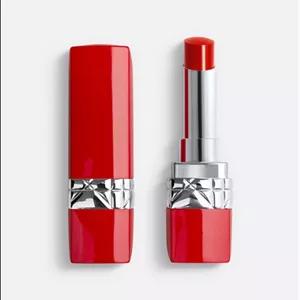 رژلب جامد دیور مدل اولترا رژ ( Rouge Dior Ultra Rouge )