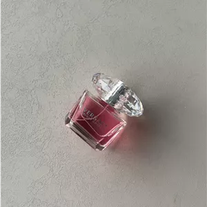 عطر زنانه ورساچه برایت کریستال Versace Bright Crystal
