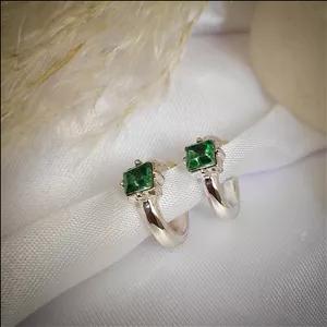 گوشواره‌ نگین سبز  صددرصد متال رنگ ثابت