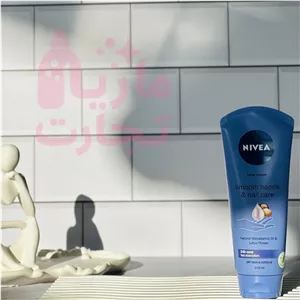 کرم دست و ناخن نیوا NIVEA مدل SMOOTH HANDS & NAIL CARE مناسب پوست خشک حاوی روغن فندق حجم ۱۰۰میل