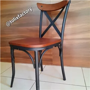 صندلی تونت لهستانی پایه کونیک تولیکس ، ارسال به سراسر کشور بصورت مبلمان نارنجی مدل 522119