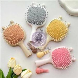 برس مو سیلیکونی فانتزی، برس پینترستی دخترونه سیلیکونی نرم و ضدحساسیت، شانه سیلیکونی کد 74123021 cute hairbrush suitable for girls and boys made of soft hypoallergenic silicone