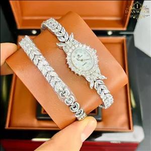 ساعت مچی زنانه رویال کرون Royal Crown 2538