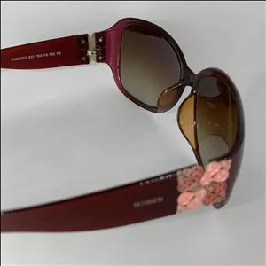 عینک آفتابی زنانه فریم قهوه‌ای طرح گل رز