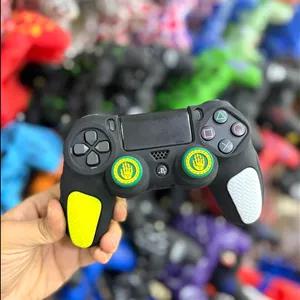 کاور دسته سیلیکونی Ps4 ضد ضربهدو عدد سر آنالوگ برجسته ( مشکی گرین آیلند )