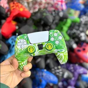 کاور دسته سیلیکونی Ps5دو عدد سر آنالوگ برجسته ( جانگل گرین )