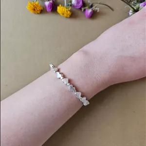 دستبند ورشو دورتا دور قلب ❤️ طرحی زیبا و مینیمال ❤️ کیفیتی فوق العاده با طرحی زیبا.  آویدخت شاپ ❤️