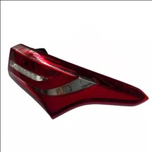 خطر عقب راست روی گلگیر فیدلیتی