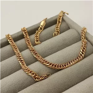 ست طلایی گردنبند گوشواره دستبند DREAM کارتیر کد GA00119