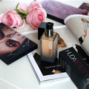 کرم پودر حاوی آرگان هدی بیوتی HUDA BEAUTY