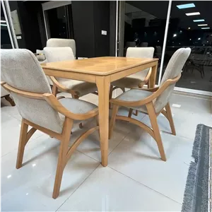 مدل آمریکایی نیو پشت چوب