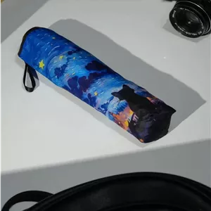 چتر بادوام با طرح شب‌های پرستاره