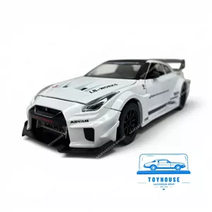 ماکت ماشین نیسان GT-R نیسمو لیبرتی واک 1:24