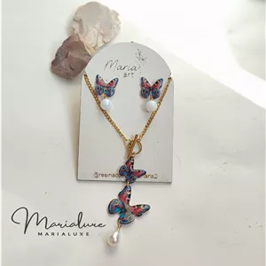 ست گردنبند و گوشواره پروانه با زنجیر کارتیر