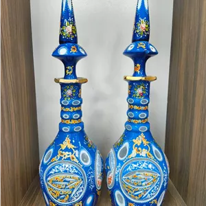 یک جفت تنگ نیزه ای طرح سلطنتی