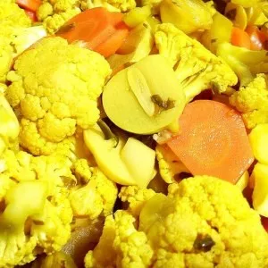 ترشی مخلوط گل کلم باموسیر فله