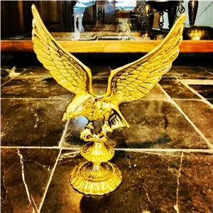 مجسمه عقاب برنجی مبلمونسرا مدل 251059