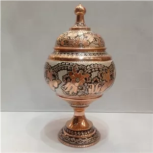 شکلات خوری نقره کوب مسی الماس تراش بزرگ ارتفاع 32 سانتی متر نانو مبلمونسرا مدل 265891 