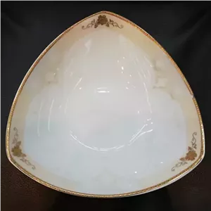 کاسه بزرگ سالاد خوری چینی پردیس طرح کاژین طلایی مبلمونسرا مدل 278794 