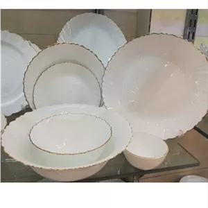 دیس بزرگ آرکوپال مقصود طرح سفید ساده قالب بیضی لبه پیچ لب طلا مبلمونسرا مدل 270860