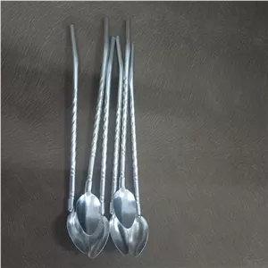نی شربت خوری استیل پیچی سر قاشق دار مبلمونسرا مدل 274667