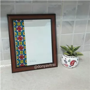 آینه سنتی، طرح روی آینه نقاشی شده با ویترای، نقش برجسته و براق، قاب آینه، هدیه خاص، دکوری مبلمونسرا مدل 262940