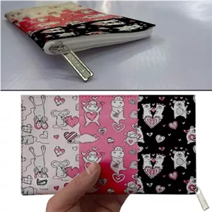 کیف لقمه ای مستر راد طرح love مبلمونسرا مدل 299489