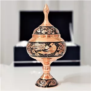 شکلات خوری 28مسی طرح الماس تراش به همراه جعبه فانتزی مبلمونسرا مدل 296655 