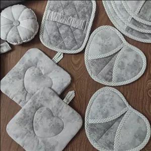 سرویس پارچه ای آشپزخانه11تیکه عروس مناسب جهیزیه جنس کتان نخ ایرانی درجه یک رنگ طوسی مبلمونسرا مدل 298953