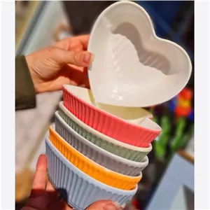 کاسه ماست خوری قلبی سرامیکی 6رنگ پاستیلی گوزل مبلمونسرا مدل 292600