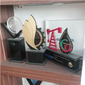ساخت تندیس پلکسی مبلمونسرا مدل 252504