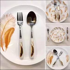 سرویس آرکوپال طرح پر کلاسیک مبلمونسرا مدل 290087