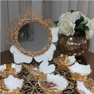 هفت سین رزینی سفید طلایی مبلمونسرا مدل 261005